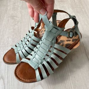 BARE TRAPS Leather Gladiator Wedges Sandals